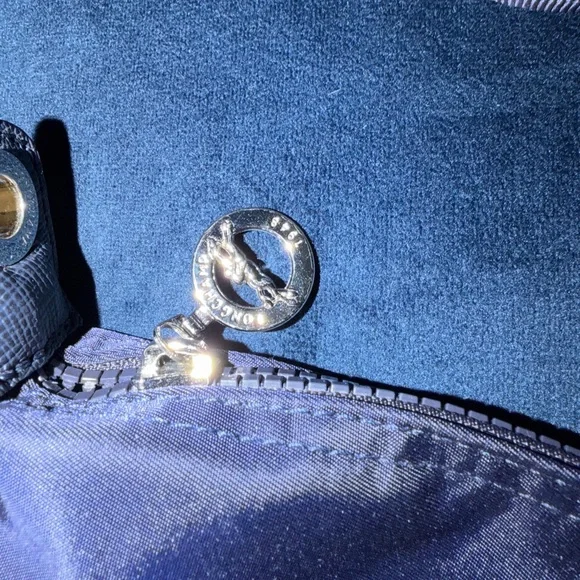 Longchamp - Picture 6 of 9